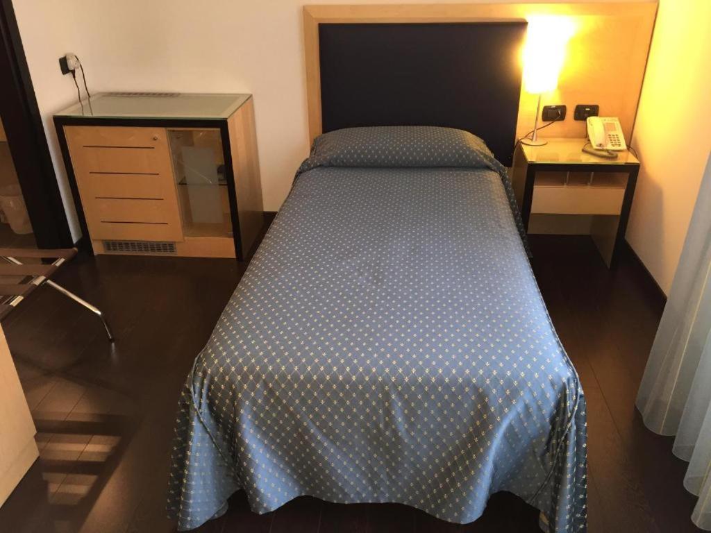 Luxury Rooms Padova Station Eksteriør bilde